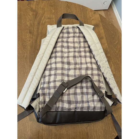 Wenzel Backpack Boulderdasche 30 Liter Capacity Khaki Plaid Discontinued 22x10x9 - Picture 8 of 14